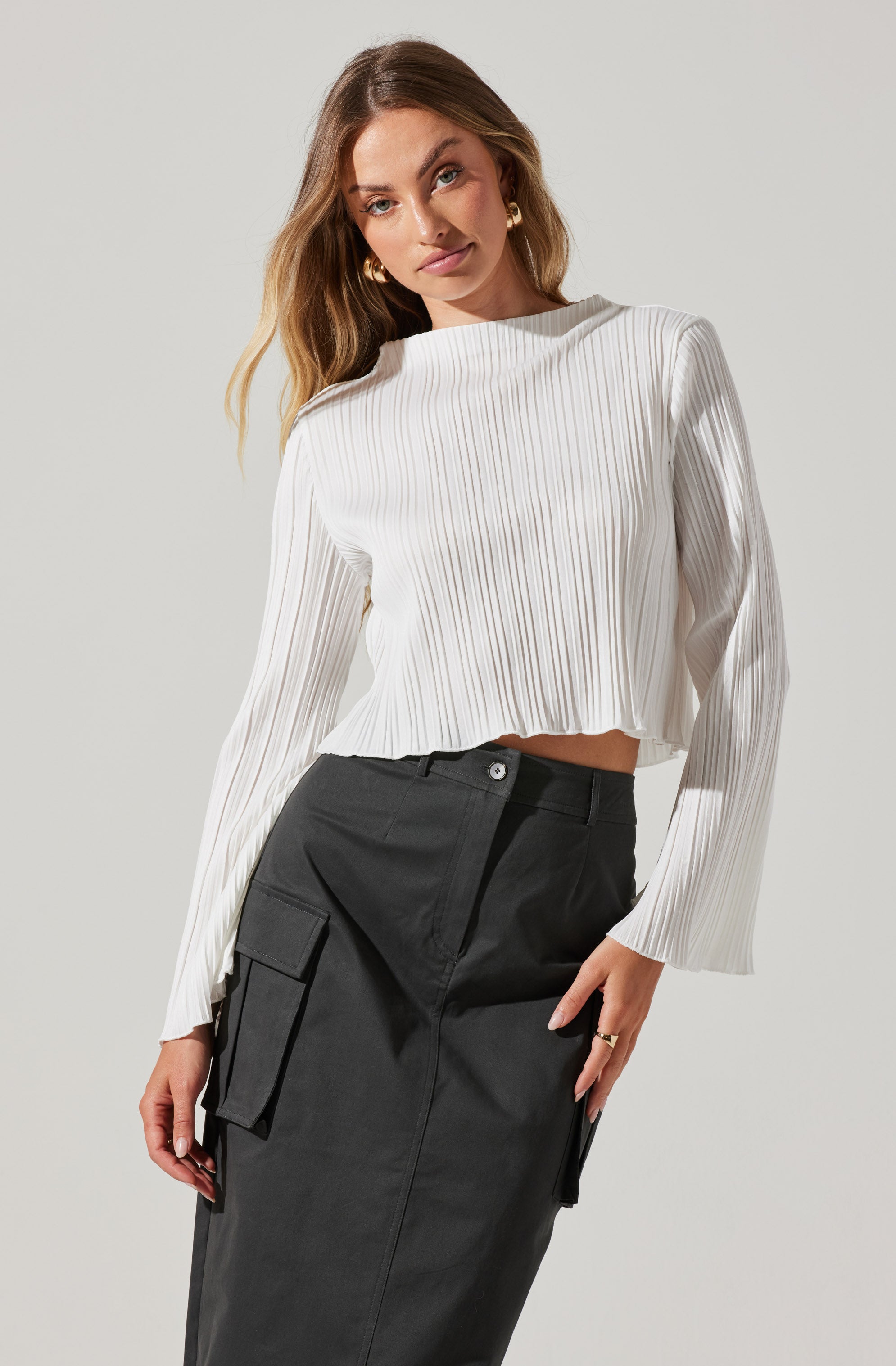 Cropped Plisse Mock Neck Top