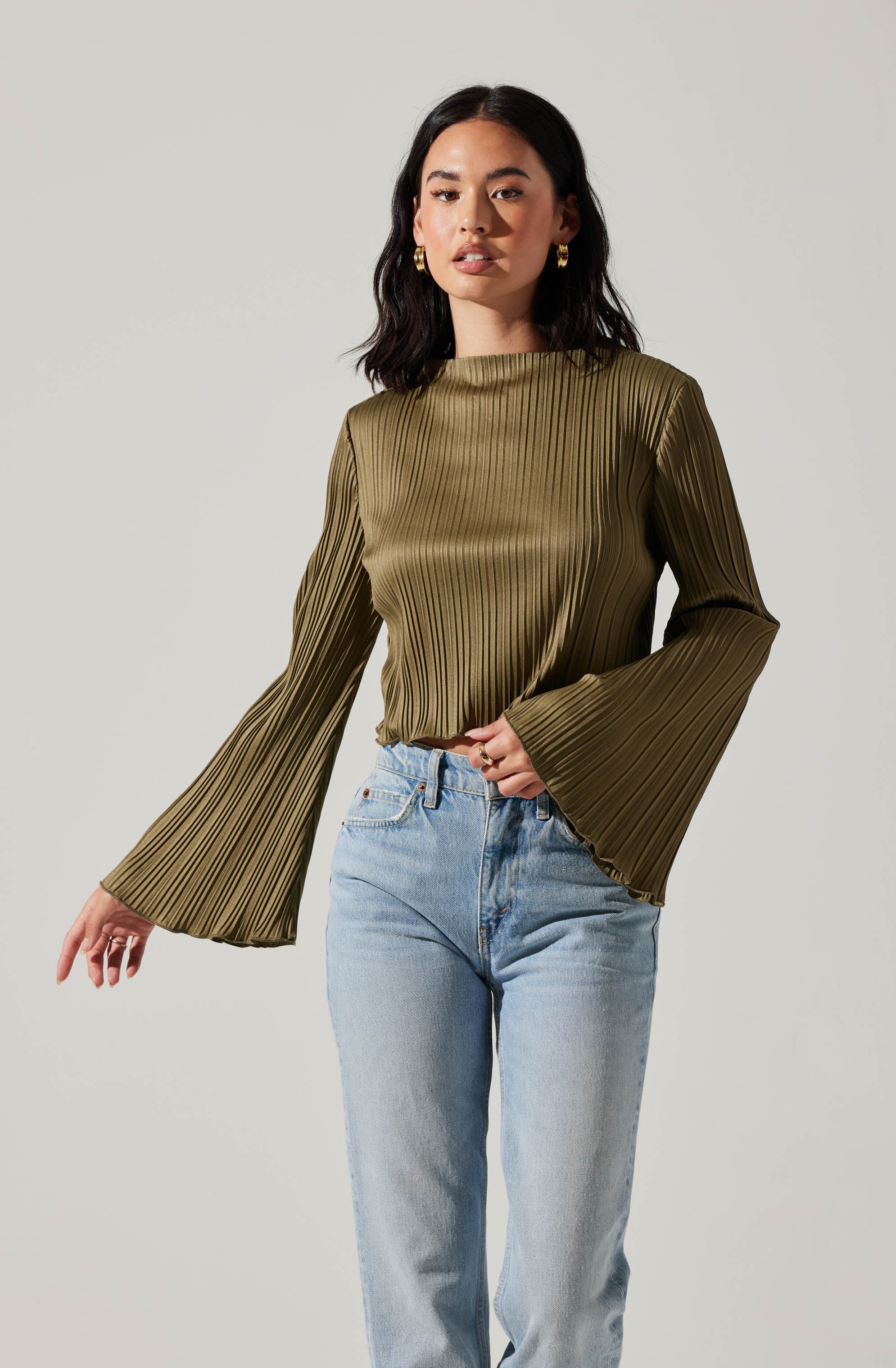 Cropped Plisse Mock Neck Top