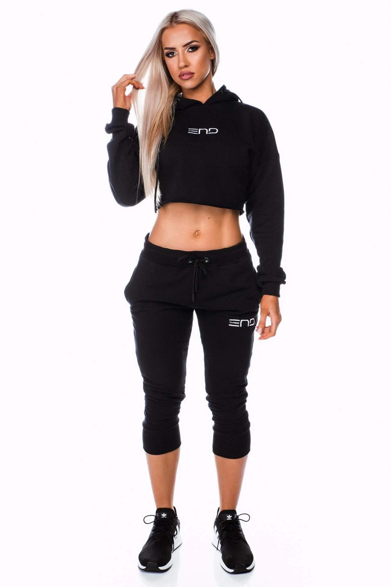 HIIT CROP HOODIE - BLACK