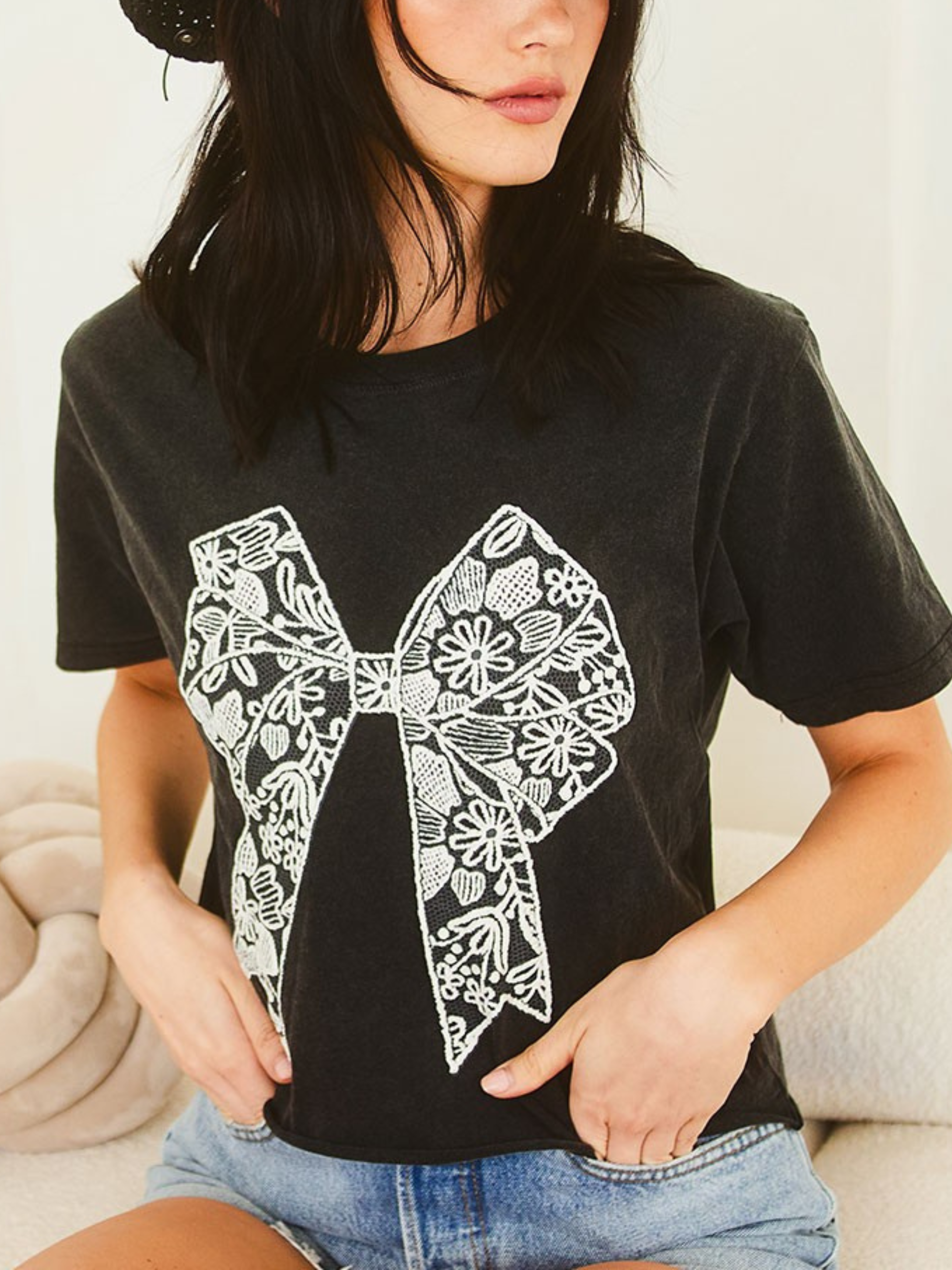 Lace Bow Tee - Black