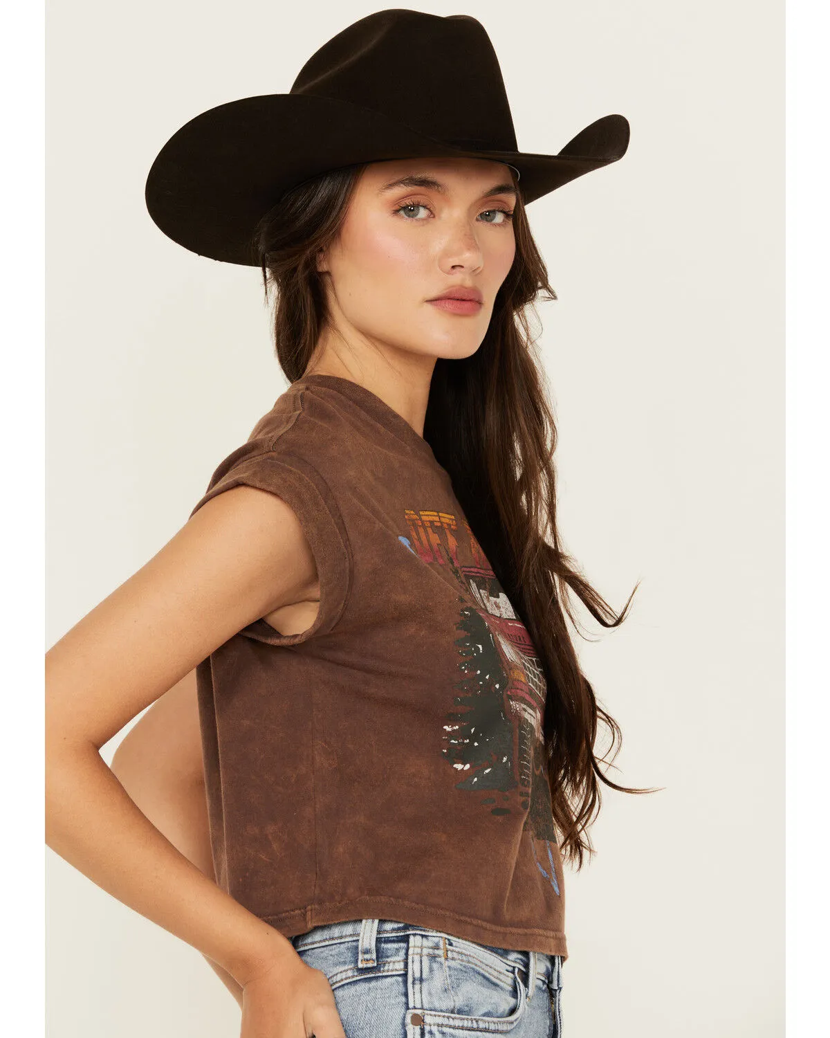 Product Name:  Cleo + Wolf Women's Country Roads Short Sleeve Cropped Graphic Tee