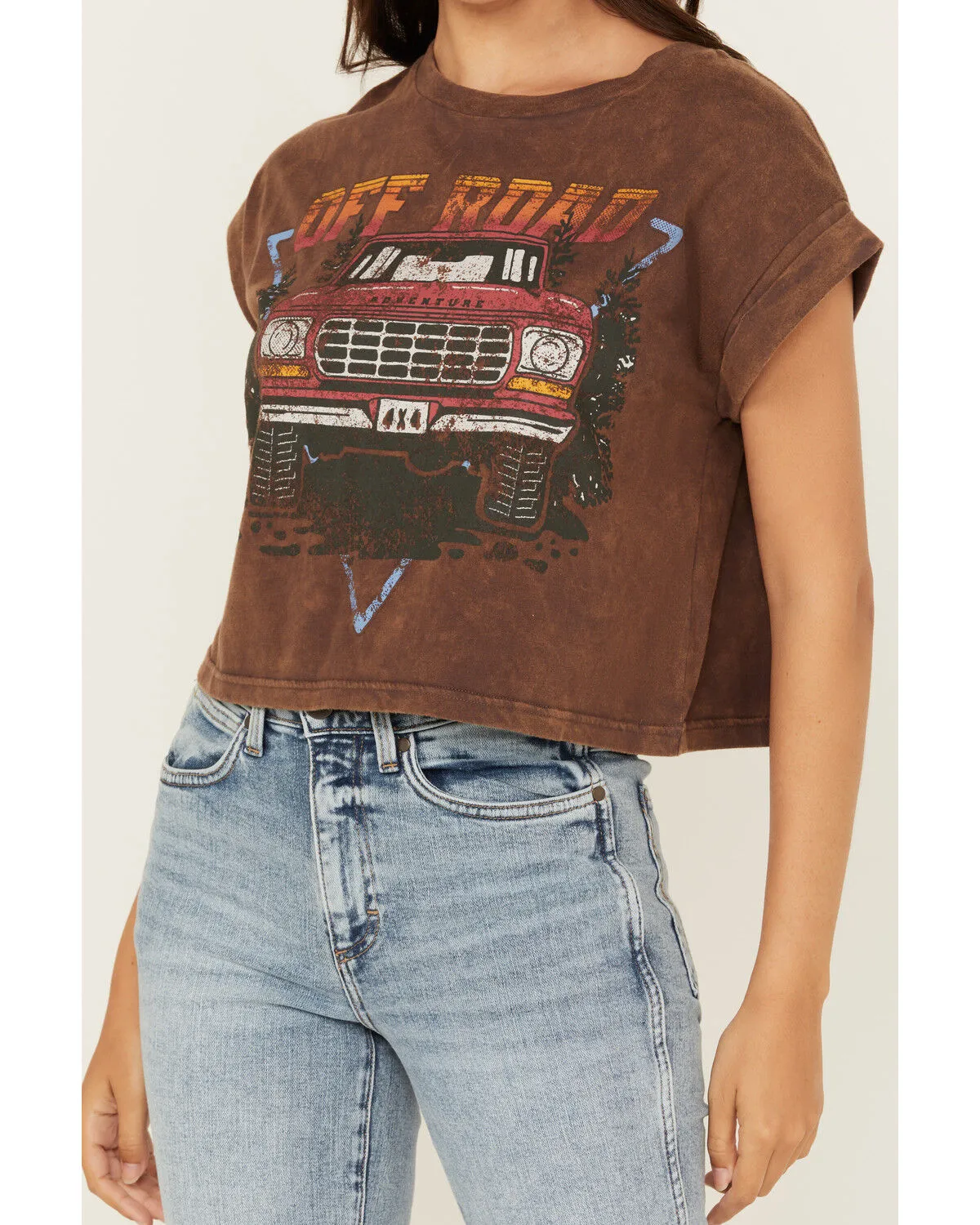 Product Name:  Cleo + Wolf Women's Country Roads Short Sleeve Cropped Graphic Tee