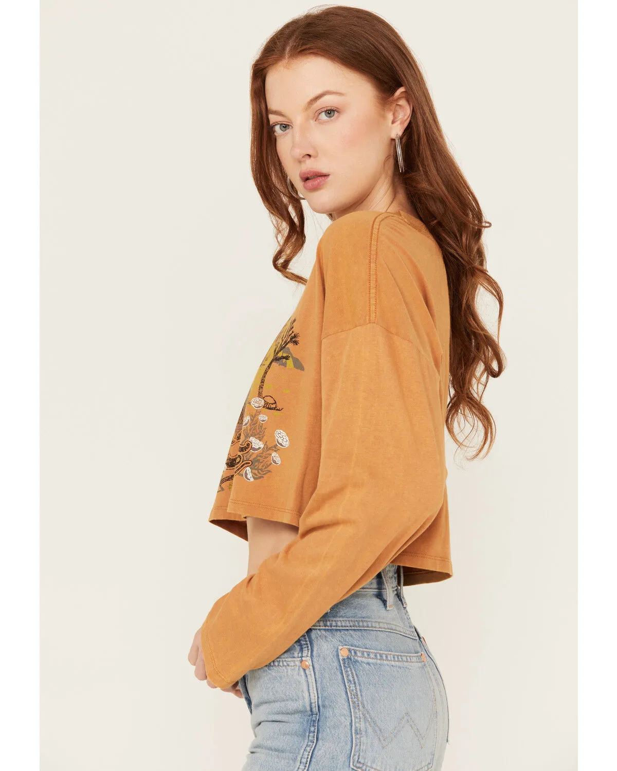 Product Name:  Cleo + Wolf Women's Joshua Tree Long Sleeve Cropped Tee