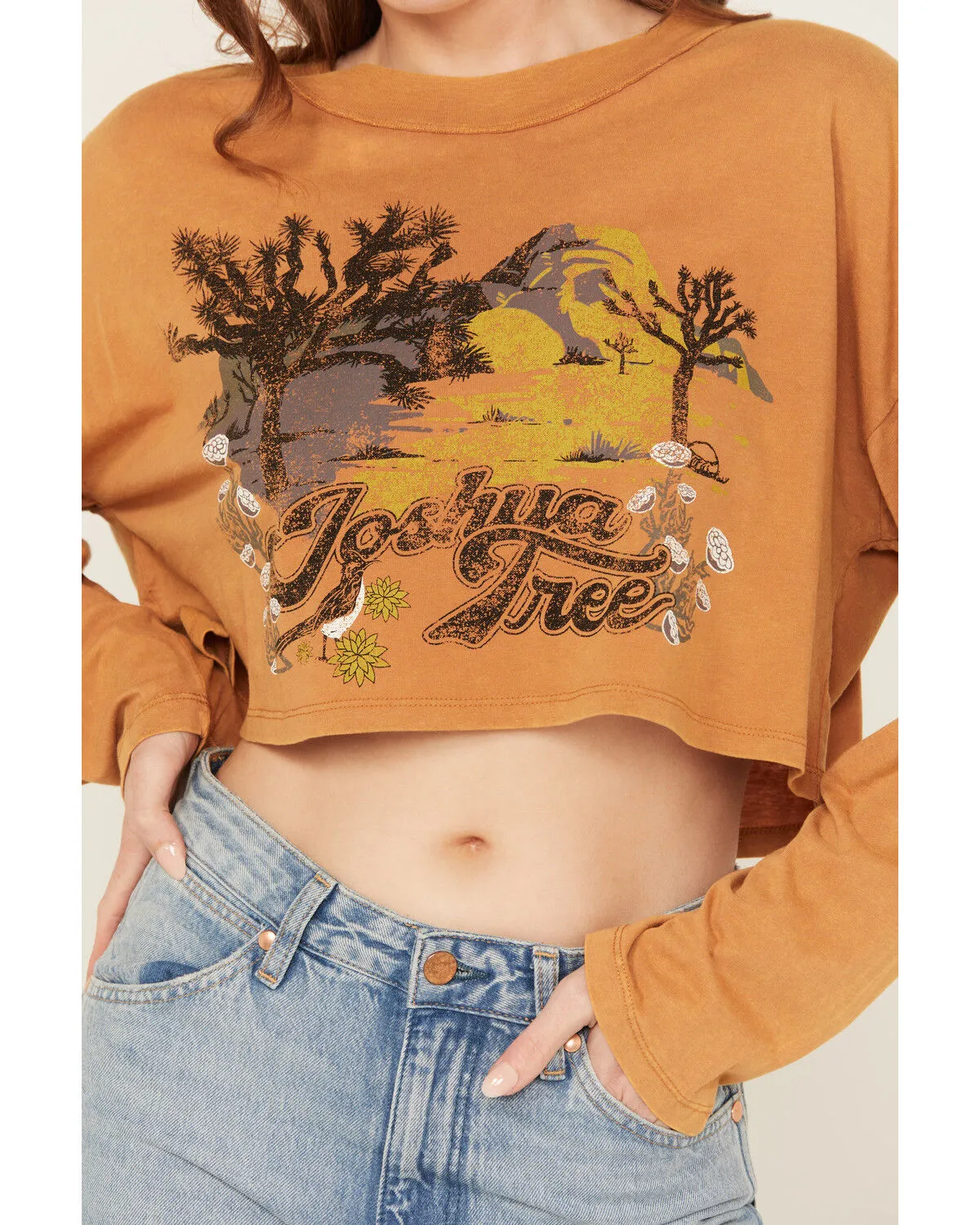 Product Name:  Cleo + Wolf Women's Joshua Tree Long Sleeve Cropped Tee