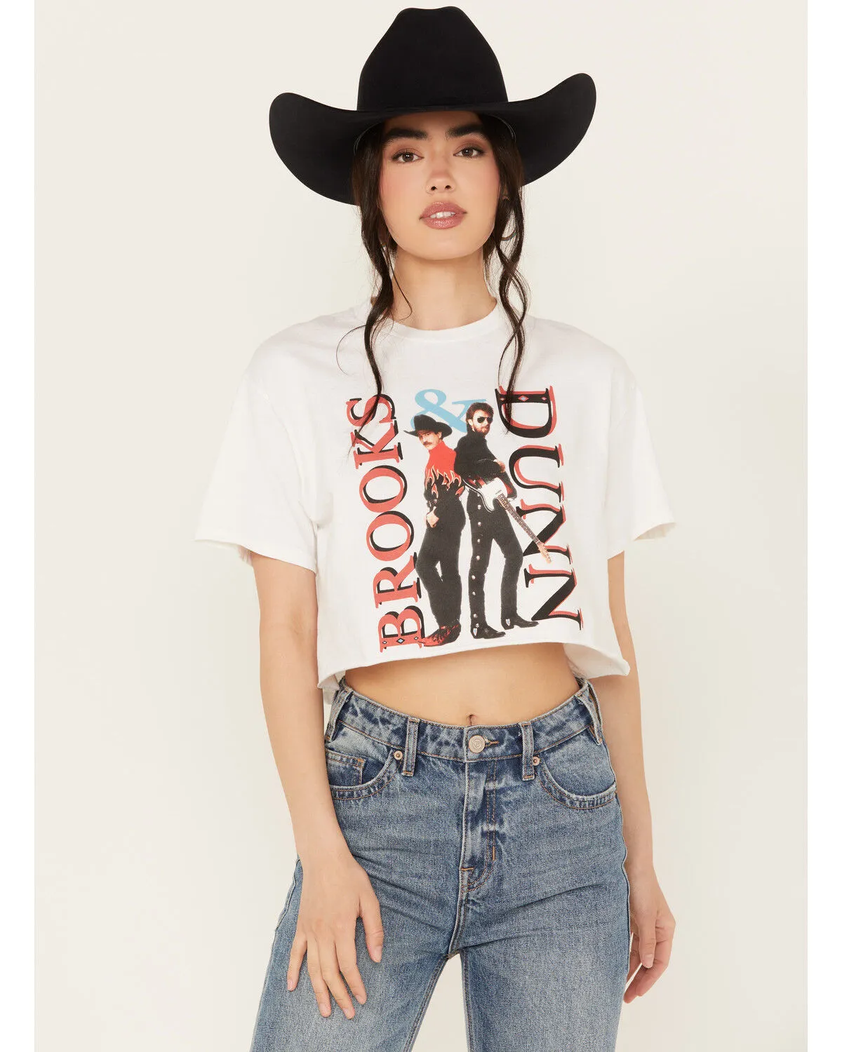 Product Name:  Merch Traffic Women's Cropped Brooks & Dunn Short Sleeve Vintage Graphic Tee