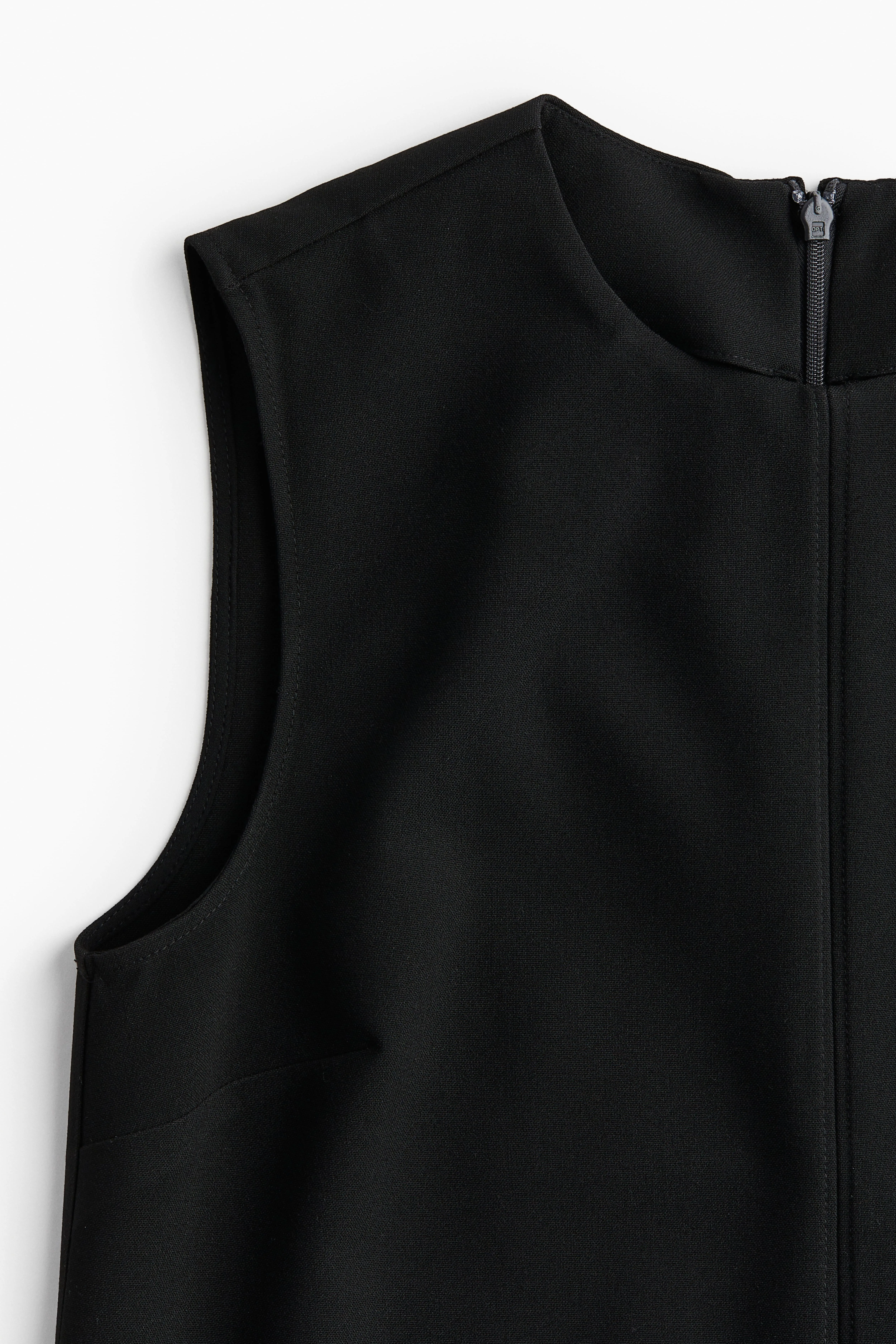 Shift dress - Round neck - Sleeveless - Black - Ladies | H&M GB