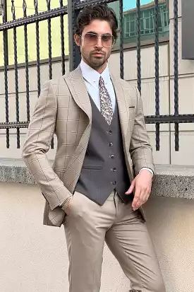 Slim-Fit Pointed Collar Plaid Beige Wool combination suit