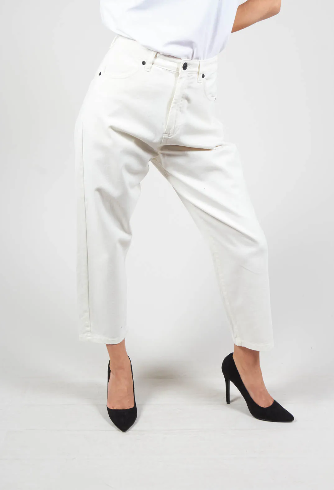 Straight Leg Jeans in White